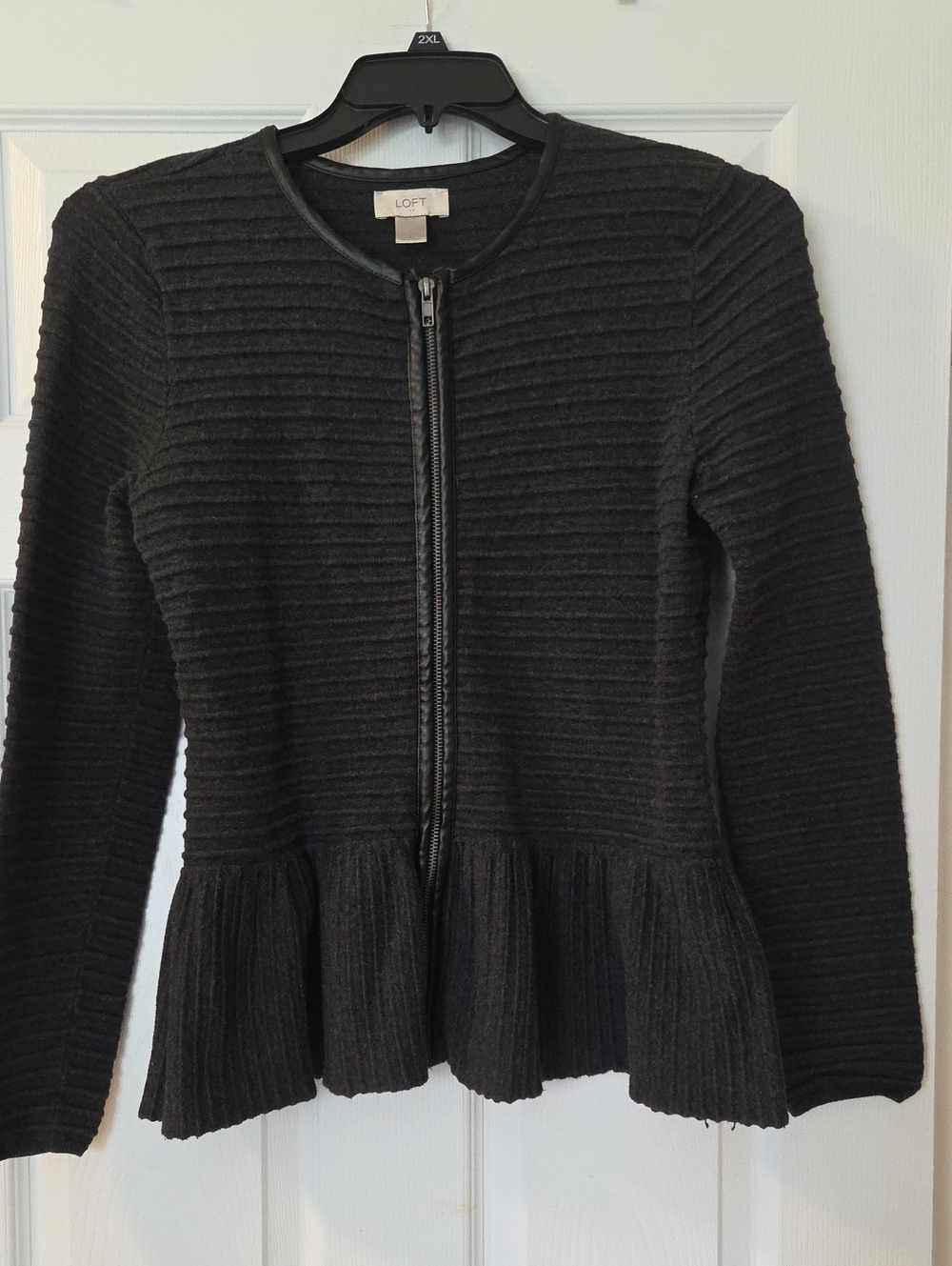 Loft Sz.L Dark Grey Zippered Cardigan